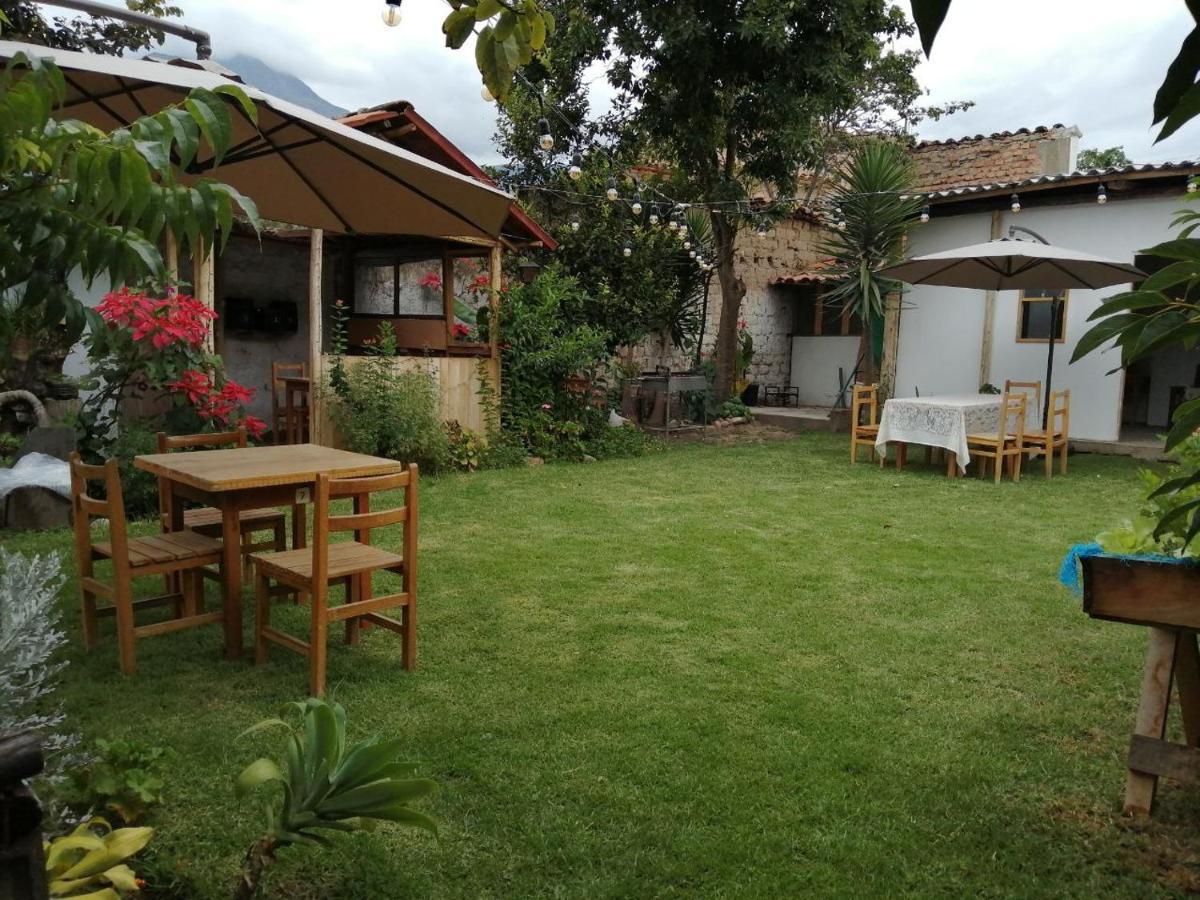Hostal Dulzura Caraz ภายนอก รูปภาพ