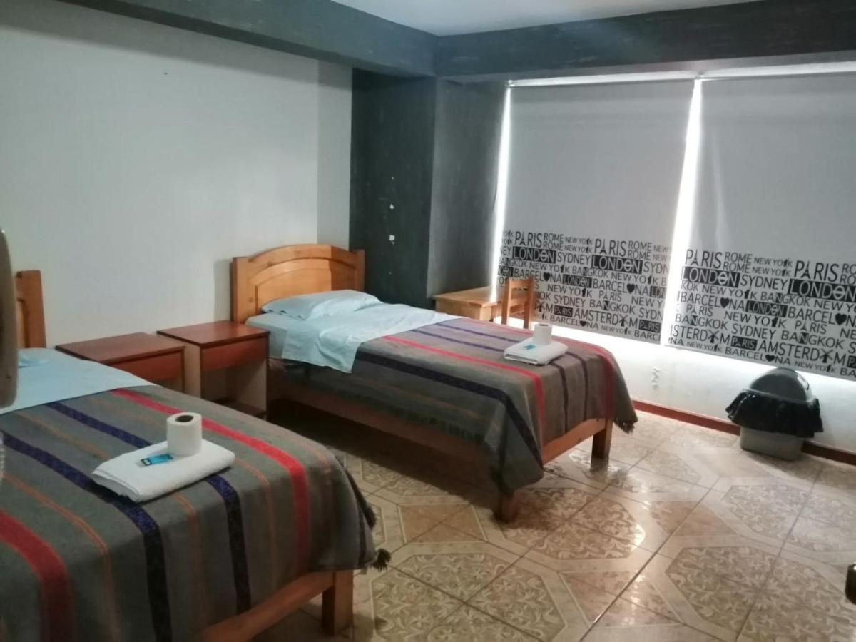 Hostal Dulzura Caraz ภายนอก รูปภาพ