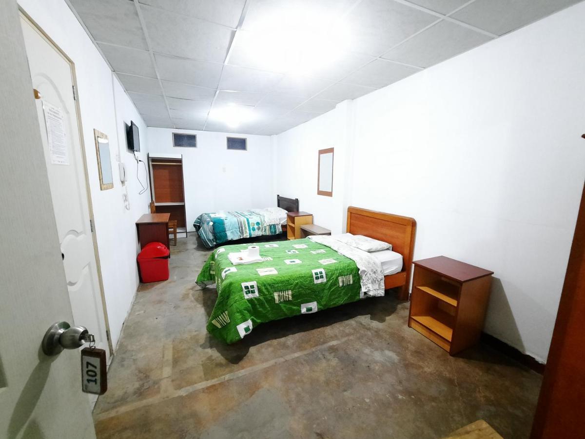 Hostal Dulzura Caraz ภายนอก รูปภาพ